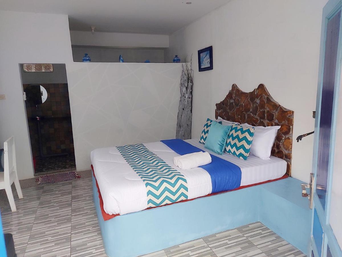 Blue Coral Homestay Карімунджава Екстер'єр фото