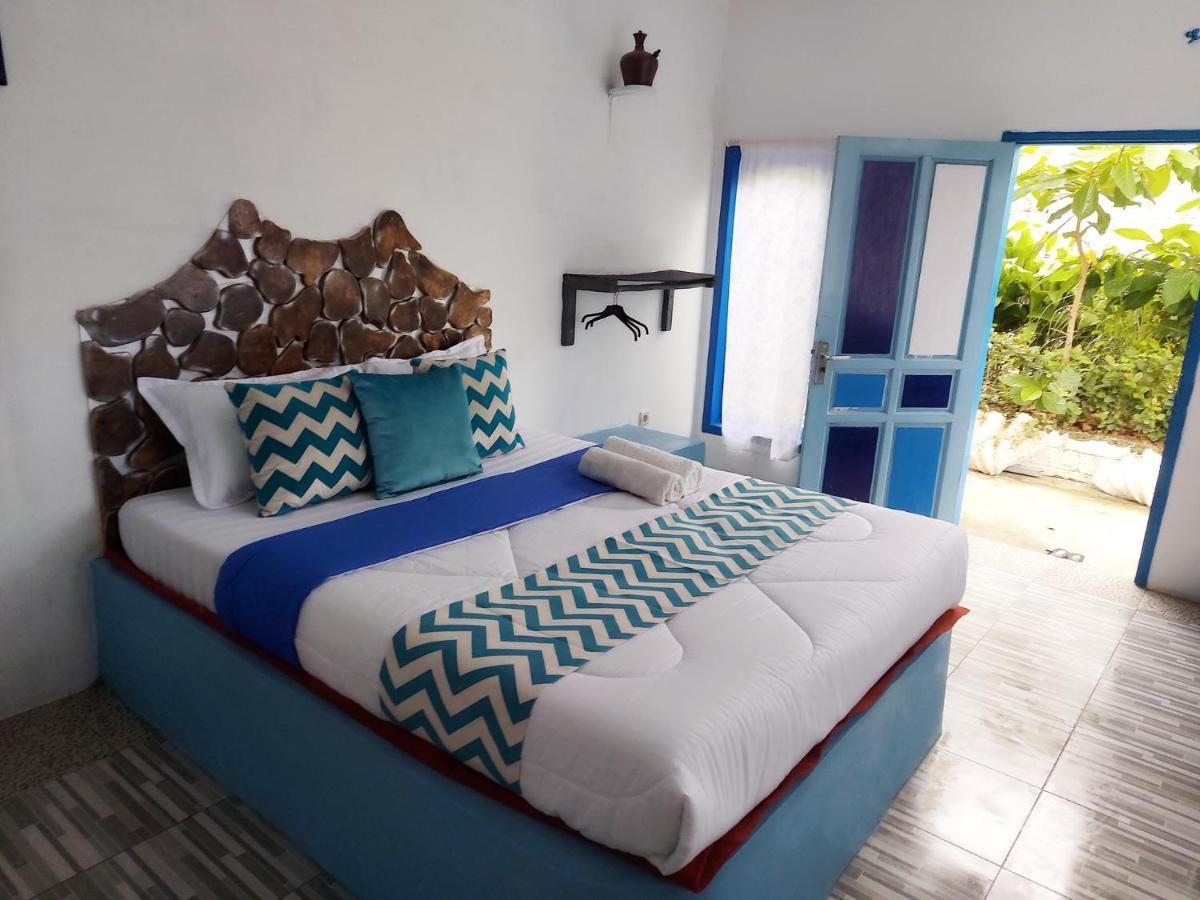 Blue Coral Homestay Карімунджава Екстер'єр фото