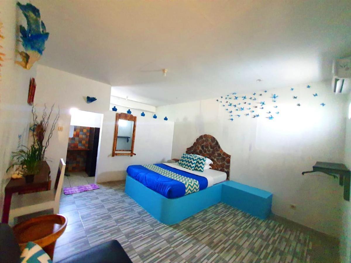 Blue Coral Homestay Карімунджава Екстер'єр фото