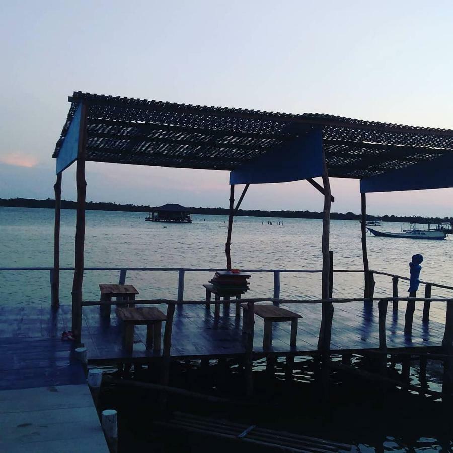 Blue Coral Homestay Карімунджава Екстер'єр фото