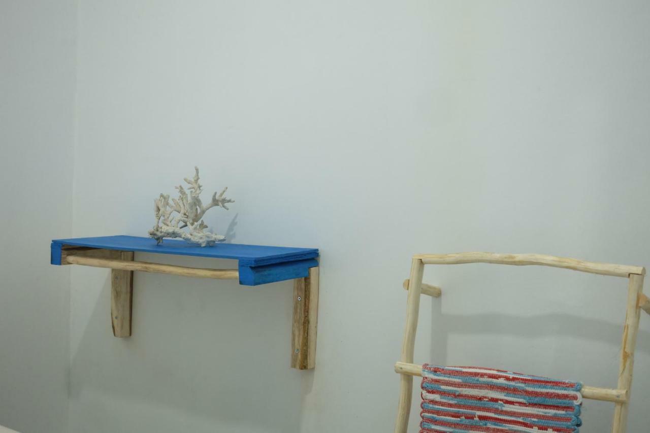 Blue Coral Homestay Карімунджава Екстер'єр фото