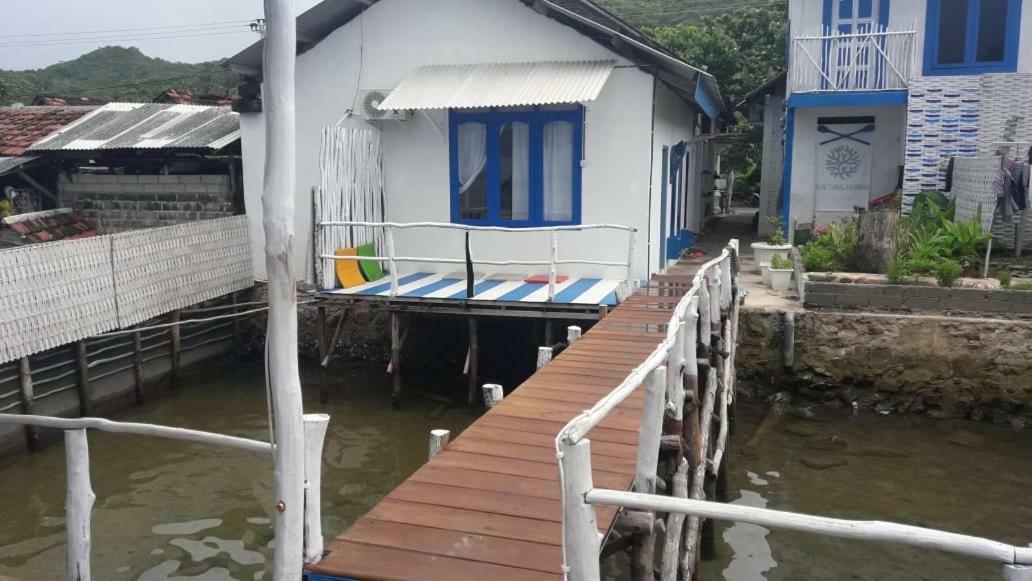 Blue Coral Homestay Карімунджава Екстер'єр фото